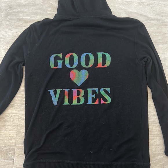 “Good Vibes” sweatshirt - Picture 5 of 7